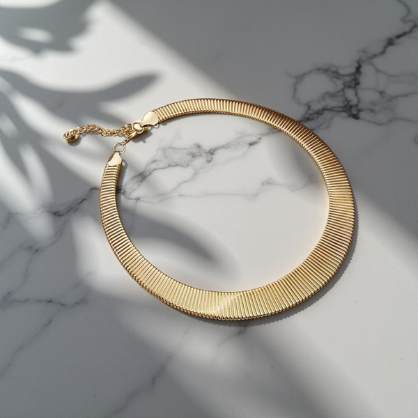 The Soleil Collar